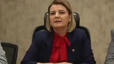 İçişleri Bakanlığı Duyurdu: İzmit Belediye Başkanı Fatma Kaplan Hürriyet Görevden Uzaklaştırıldı