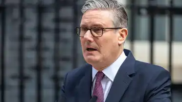 İngiltere Başbakanı Keir Starmer Görevinden Resmen İstifa Etti