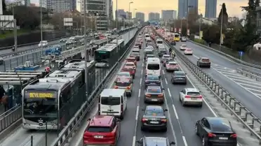 İstanbul'da Trafik Durumu: 28 Temmuz Salı Güncel Ulaşım Bilgileri