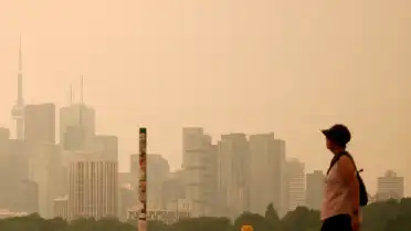 Kanada'da Orman Yangınları: Dumanlar Toronto ve New York Hattını Etkiliyor