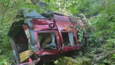 Kastamonu Taşköprü'de Araç Dere Yatağına Yuvarlandı: 2 Ölü