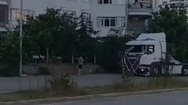 Kozan'da düğün konvoyunda havalı korna kullanan sürücülere ağır para cezası