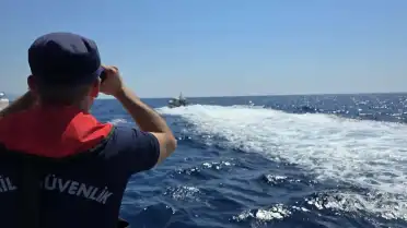 Marmaris Açıklarında Göçmen Teknesi Battı: 1 Ölü, 2 Kayıp