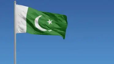 Pakistan Lahor'da Etüt Merkezi Çökmesi: 14 Öğrenci Yaşamını Yitirdi