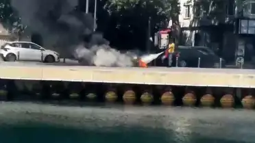 Sarıyer İstinye Sahili'nde Yer Altı Elektrik Kablolarında Yangın Çıktı