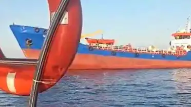 Yalova Açıklarında Su Tankeri ile Özel Tekne Çarpıştı: 2 Kişi Denize Atladı