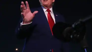 ABD Başkanı Trump'tan İran'a Tepki: İnsani Kriz Derhal Durdurulmalı