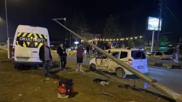 Bartın'da Düğün Dönüşü Trafik Kazası: 21 Yaralı
