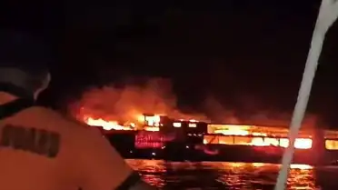 Filipinler'de Feribot Yangını: 5 Ölü, 87 Kişi Kayıp