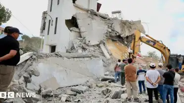 Güney Lübnan Köyüne İsrail Saldırısı: 11 Ölü, İki Çocuk Hayatını Kaybetti