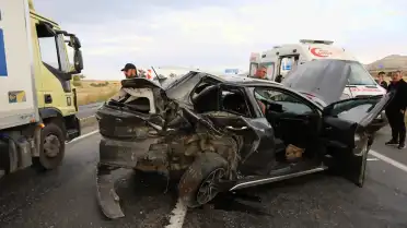 Nevşehir-Kayseri kara yolunda trafik kazası: 2'si çocuk 6 yaralı
