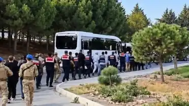 Çeşme'de 10 kişi tutuklandı, belediye başkan yardımcısı serbest bırakıldı