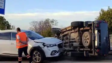 Tekirdağ'da Çocuklu Otomobili Kaçıran Sürücü Yayaya ve 2 Araca Çarptı, Yakalandı