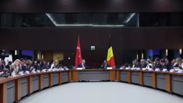 Türkiye ve Belçika Bakanları Brüksel'de Buluştu: Terörle Mücadele ve Göç Ele Alındı