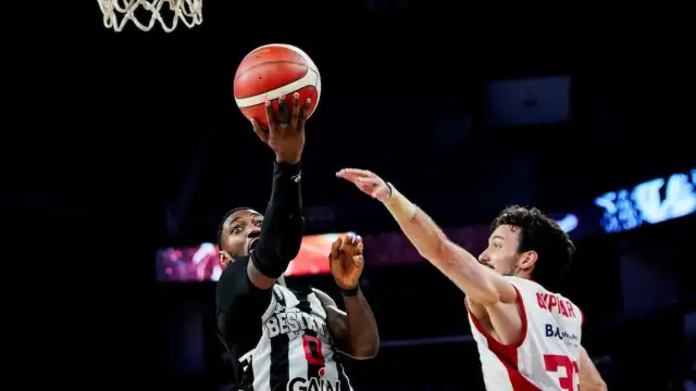 Beşiktaş GAİN, Bahçeşehir Koleji Maçını Kazanarak Seriyi Son Maça Taşıdı