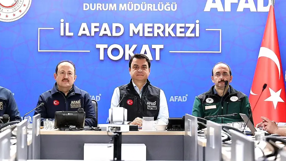 AFAD Başkanı Pehlivan: 4 binden fazla konut tahliye edildi, 15 bin kişi güvenli bölgelere alındı