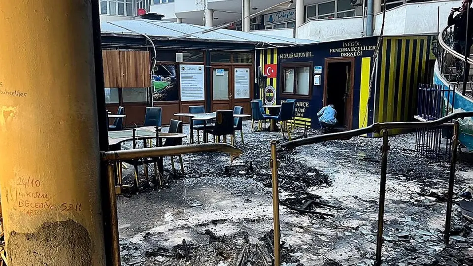 Bursa'da dernek binasında yangın: 2 çocuk gözaltında