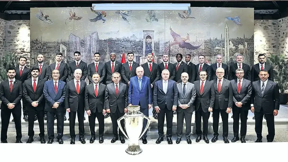 Cumhurbaşkanı Erdoğan, Galatasaraylıları Kabul Etti