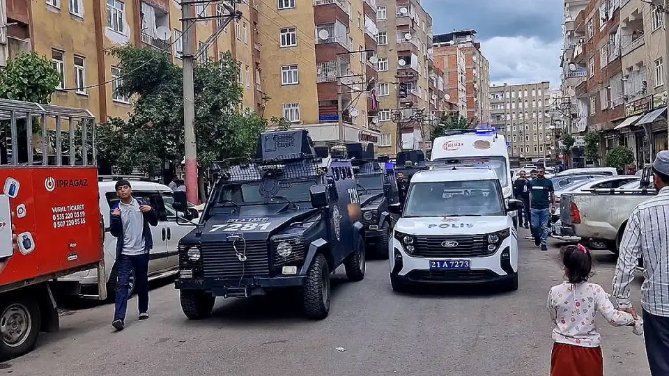 Diyarbakır'da Kavga: 3 Yaralı