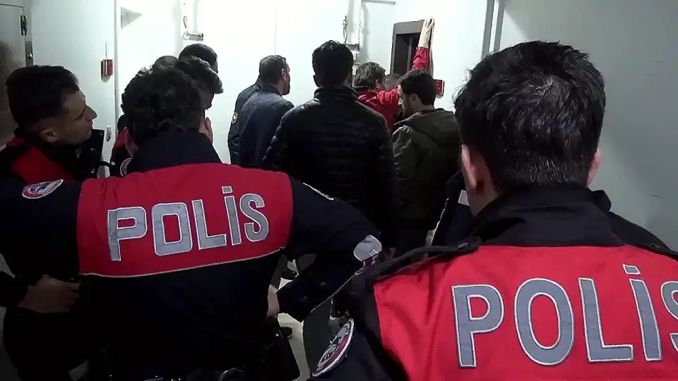 Erzurum'da Anneanne Bıçakla Yaralandı, Torunu Gözaltına Alındı