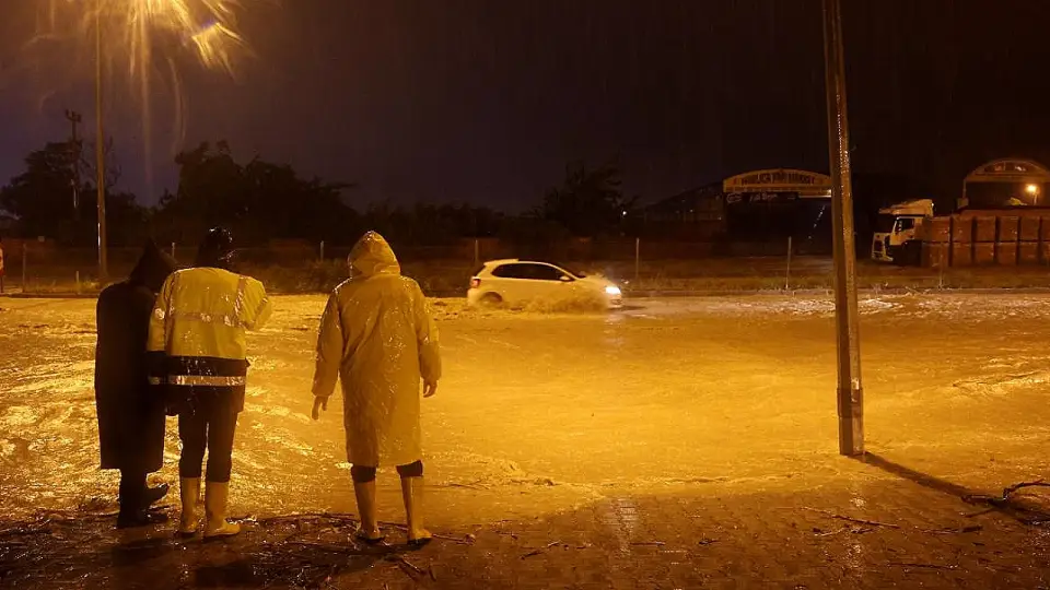 Hatay'da Şiddetli Yağış Sele Neden Oldu: Köprü Yıkıldı, 1 Kişi Hayatını Kaybetti