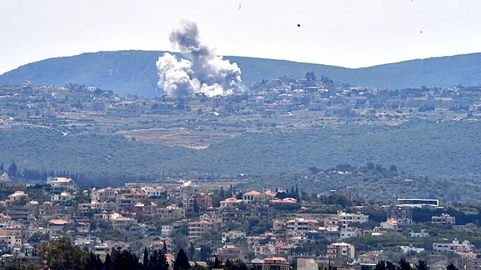 İsrail'in Lübnan'a Hava Saldırısı: 7 Kişi Hayatını Kaybetti