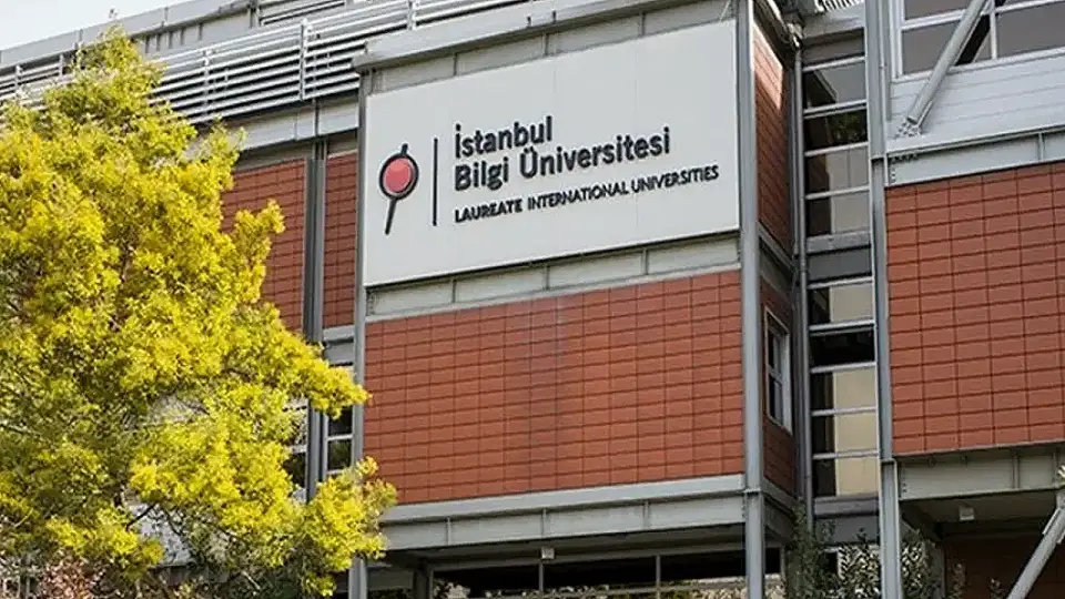 İstanbul Bilgi Üniversitesi'nin Faaliyet İzni Kaldırıldı