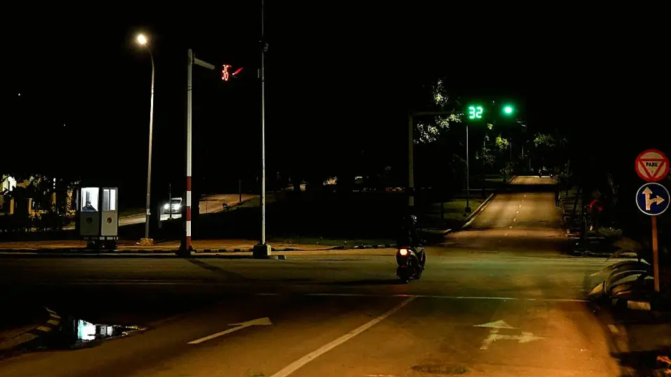 Küba'da Zorunlu Elektrik Kesintileri Başladı: Yüzde 70'i Etkilenecek