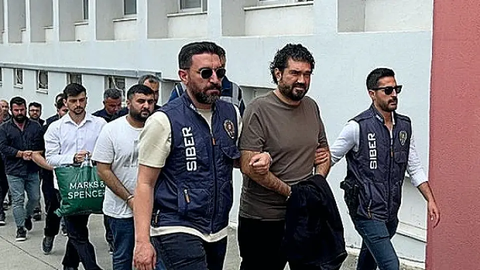 R.O.K. Tutuklandı
