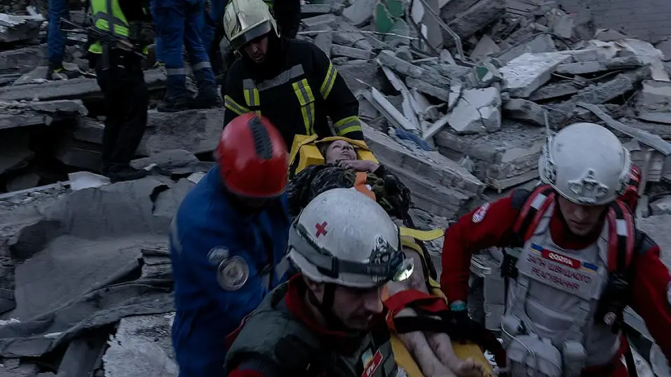 Rusya'dan Kiev'e Saldırı: 5 Ölü