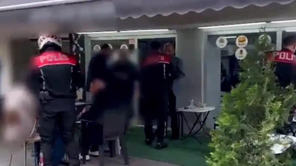 Sakarya'da Fuhşa Aracılık Eden Çay Ocaklarına Operasyon: 4 Tutuklama