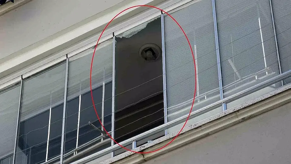 Samsun İlkadım'da 25 Kiloluk İnsansız Hava Aracı Evlerin Üzerine Düştü, Üç Binada Hasar Meydana Geldi