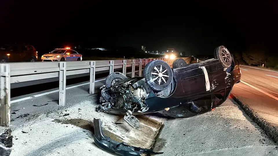 Tekirdağ'ın Saray ilçesinde otomobil takla attı: 1 yaralı
