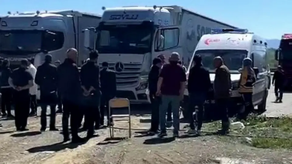 Tırda Uyuyan Genç Hayatını Kaybetti