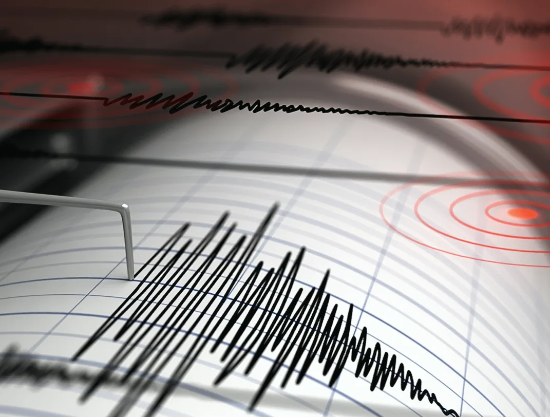 Akdeniz'de 4,9 büyüklüğünde deprem kaydedildi