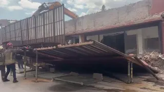 Ankara'da Yıkım Çalışmasında Platform Devrildi