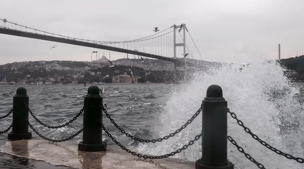 İstanbul Valiliği'nden Fırtına Uyarısı: Tedbirli Olunmalı