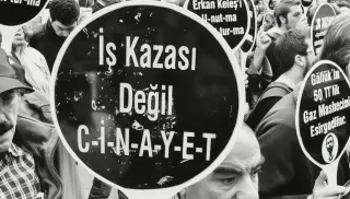 İzmir'de İş Kazası: Demir Parçası Düşen İşçi Hayatını Kaybetti, 2 Kişi Gözaltında