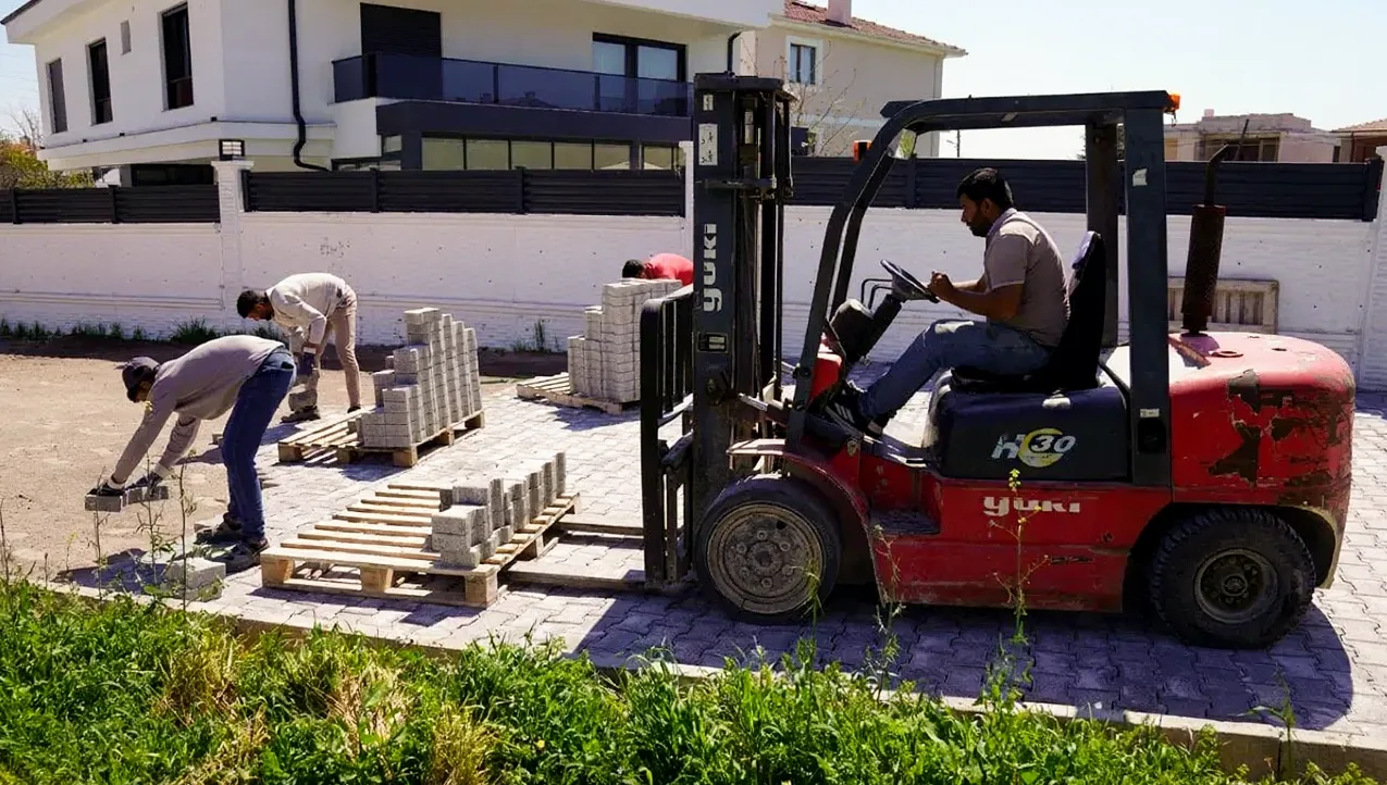 Tepebaşı'nda Sorunsuz Üstyapı İçin Çalışmalar Devam Ediyor