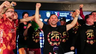 Galatasaray, Antalyaspor Maçı Sonrası Şampiyonluğu Kutladı