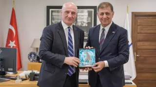 Cemil Tugay'dan Atina'da "İzmir Günleri" Önerisi