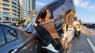 Kartal'da Zincirleme Kaza: 5 Yaralı