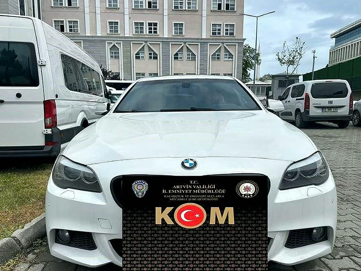 100 Milyon Liralık Lüks Araç Operasyonunda 11 Kişi Tutuklandı