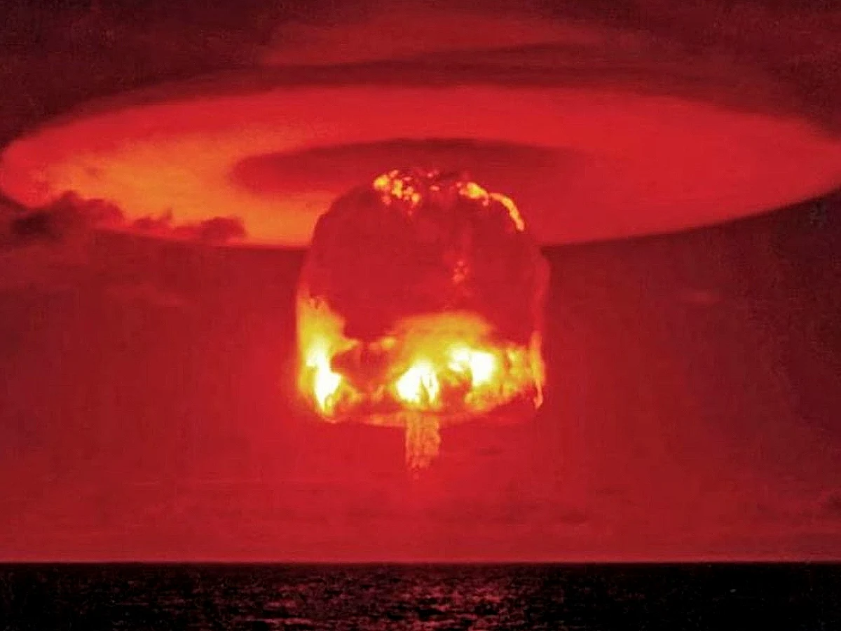 ABD'nin Nükleer Deneyi 'Castle Bravo' Tarihe Geçen Bir Felakete Yol Açtı