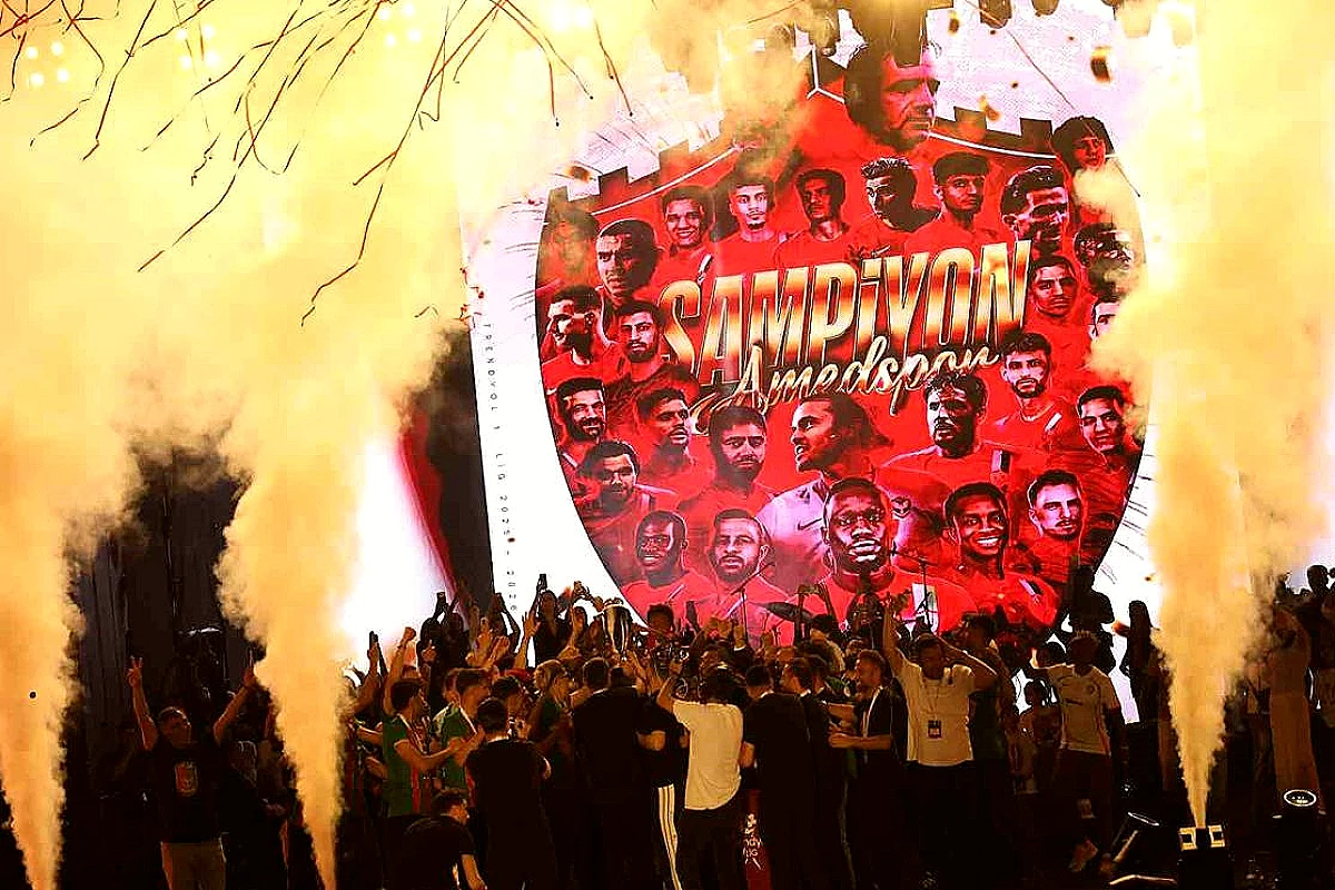 Amed Sportif Faaliyetler Şampiyonluğu Kutladı