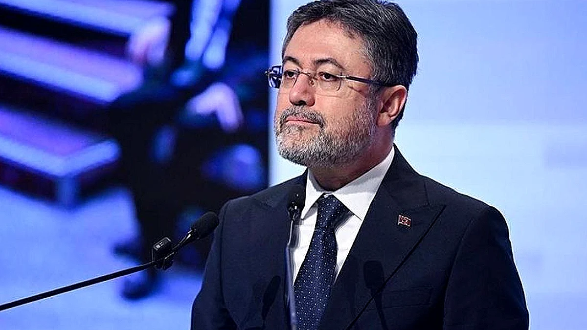 Bakan Yumaklı: Yapay Et Türkiye'ye Giremez