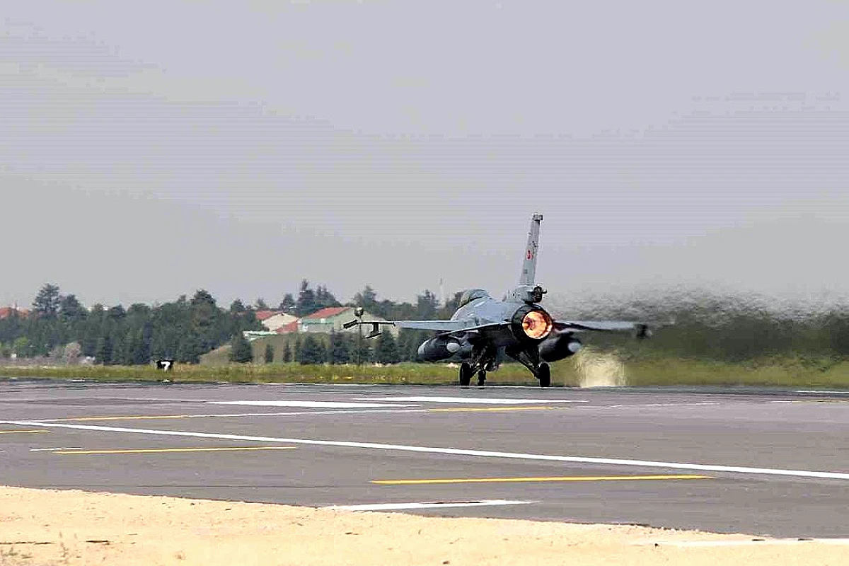 Efes-2026 Tatbikatı İçin F-16'lar Eskişehir'den Havalandı