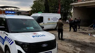 Elektrik Direğinden Düşen Hurdacı Hayatını Kaybetti