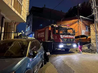 Eyüpsultan'da Bodrum Katında Yangın: 4 Ağır Yaralı