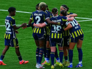 Fenerbahçe ArsaVev, Turkcell Kadın Futbol Süper Ligi'nde Şampiyon Oldu